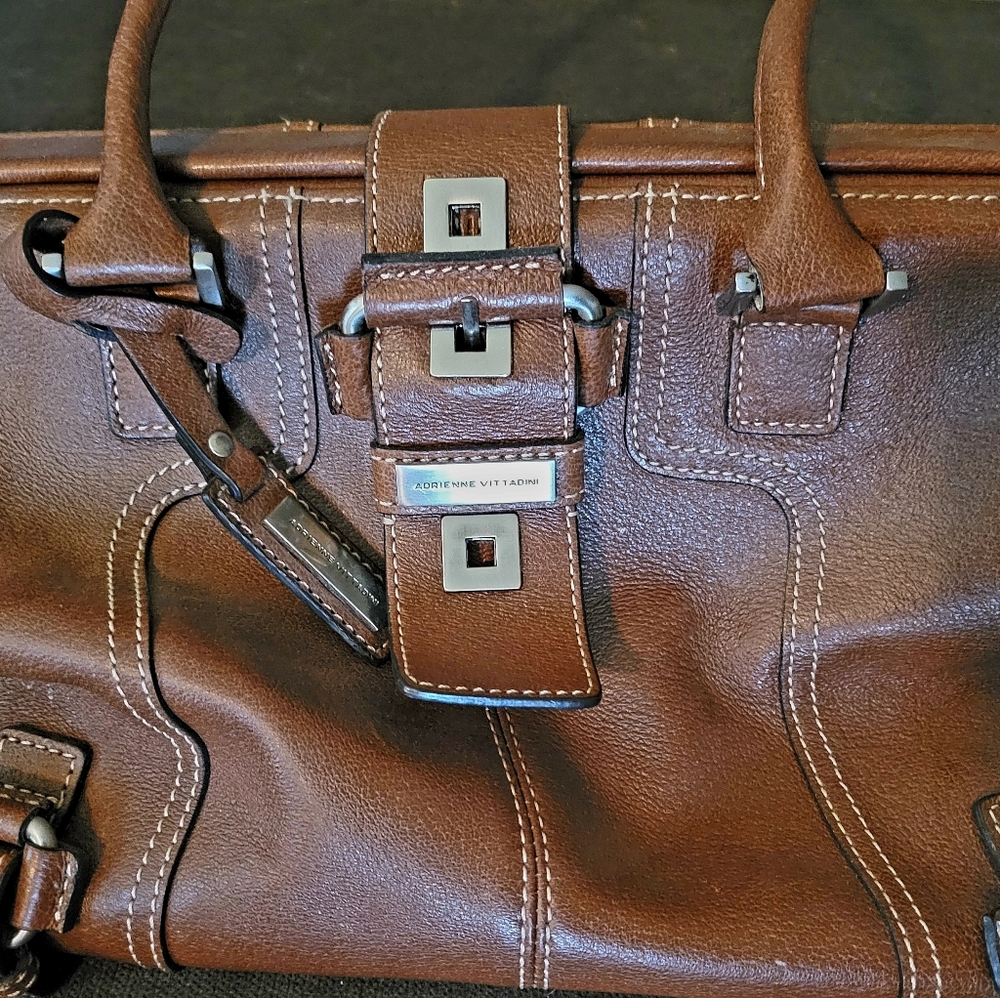 Adrienne Vittadini purse